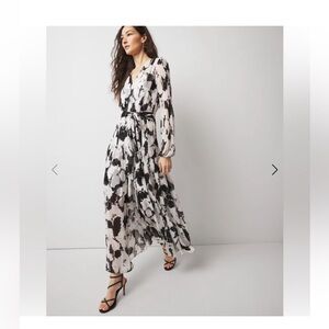 White House Black Market Floral Maxi Dress